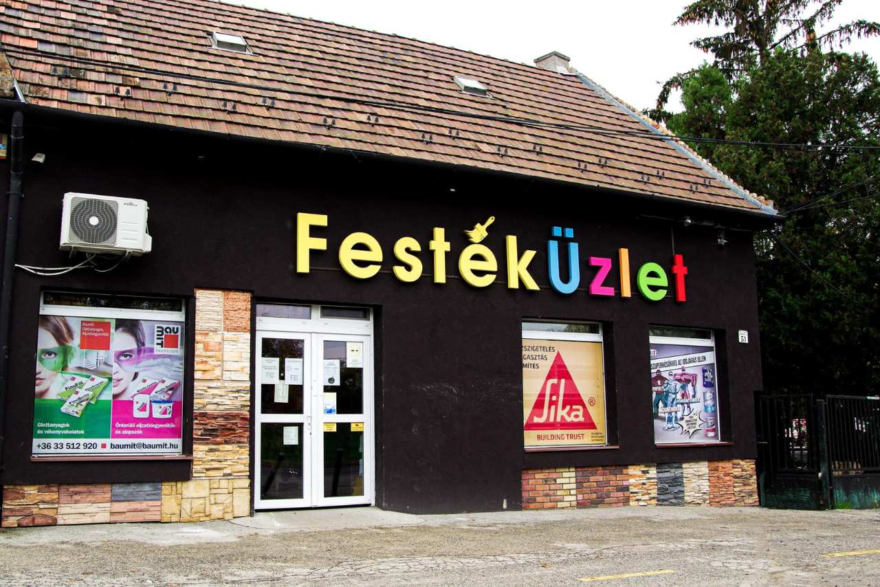 Budapest XVI. kerületében működő TINT COLOR festékboltban minőségi beltéri és kültéri festékek széles választéka vár
